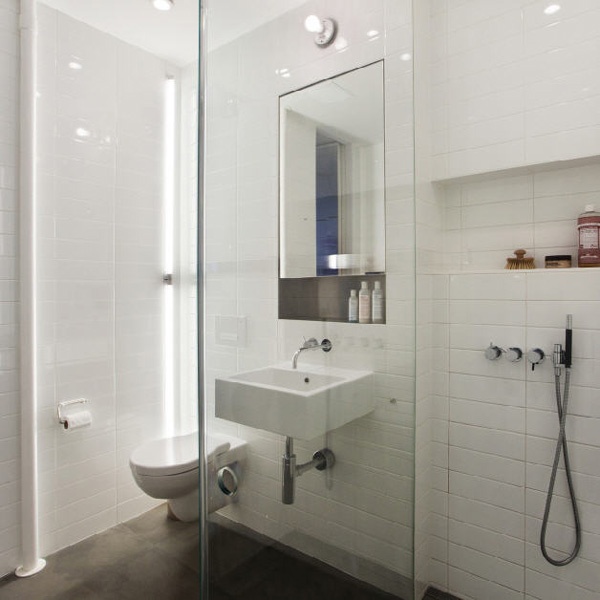 white_rectangular_bathroom_tiles_18