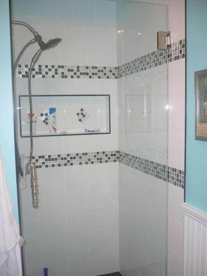 white_rectangular_bathroom_tiles_25