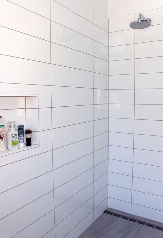 white_rectangular_bathroom_tiles_3