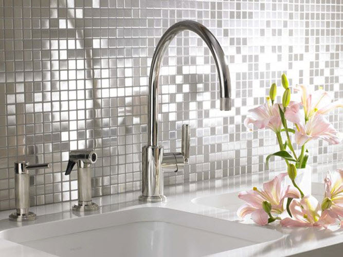 white_sparkle_bathroom_tiles_7