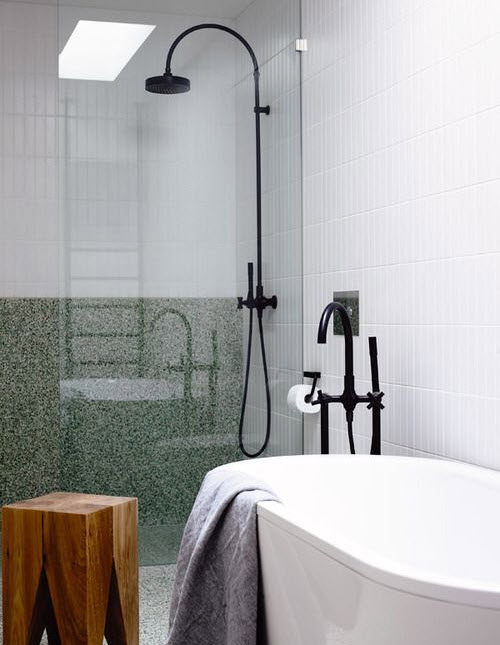 white_stone_bathroom_tiles_23