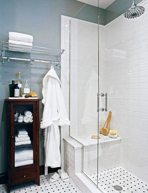 white_subway_tile_in_shower_1