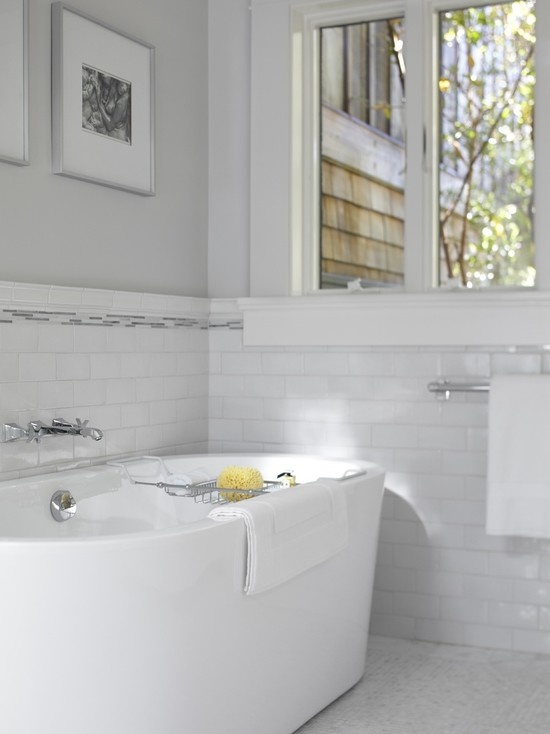 white_subway_tile_tub_surround_17