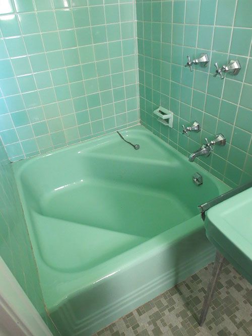 1950s_green_bathroom_tile_1