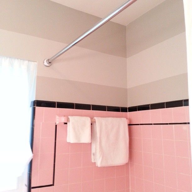 1950s_pink_bathroom_tile_3