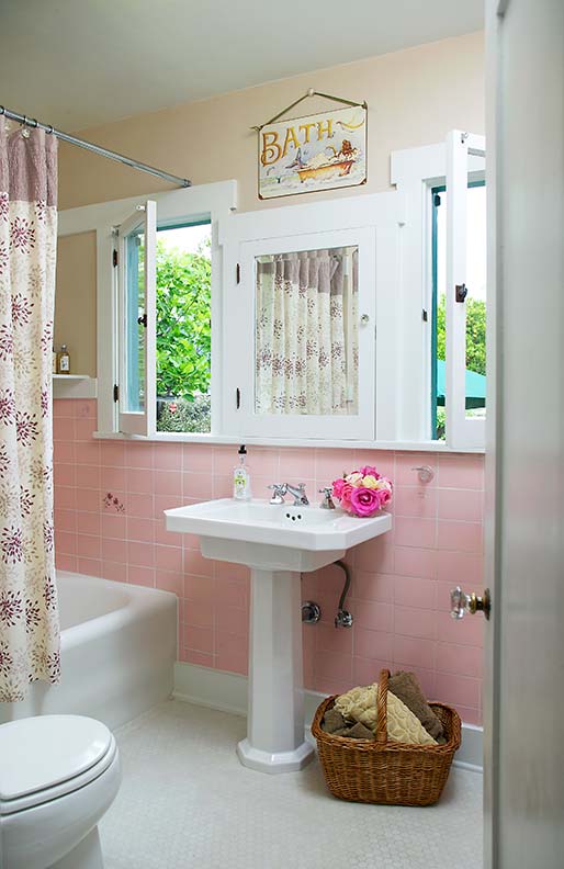 4x4_pink_bathroom_tile_12