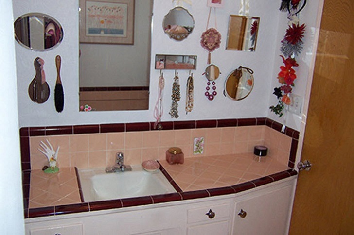 4x4_pink_bathroom_tile_17