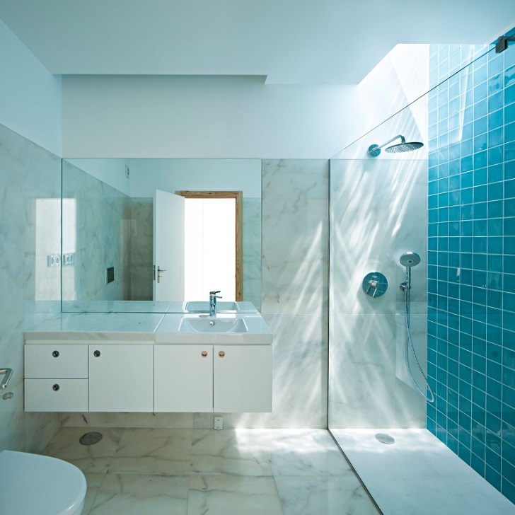 baby_blue_bathroom_tile_21