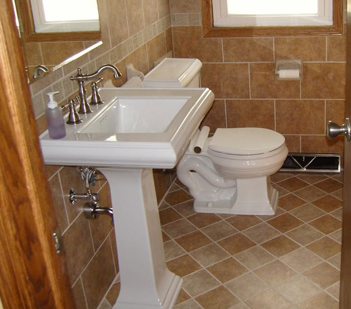 beige_bathroom_floor_tiles_36