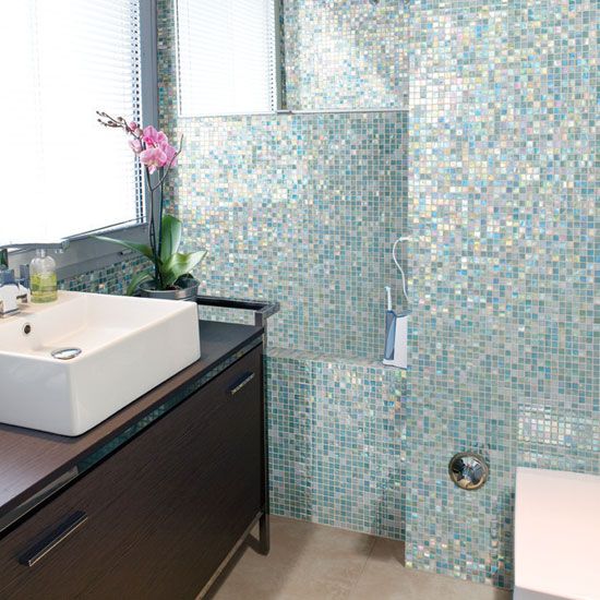 40 blue glass mosaic bathroom tiles tile ideas and ...