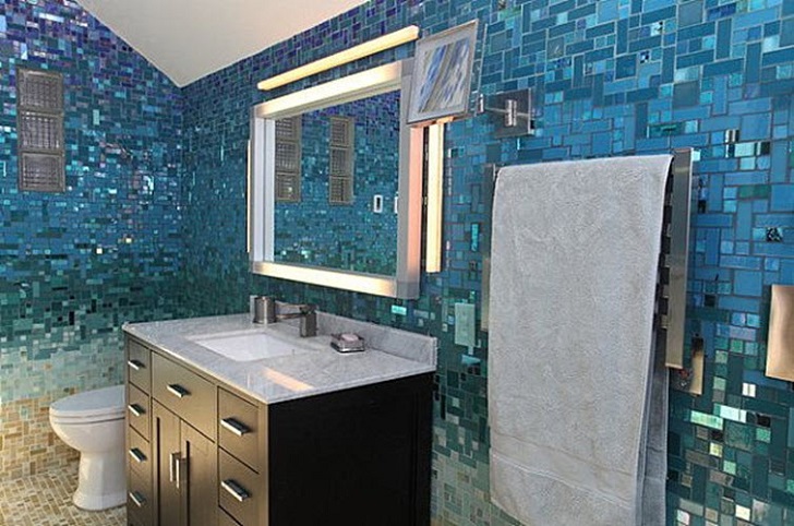 blue_glass_mosaic_bathroom_tiles_39