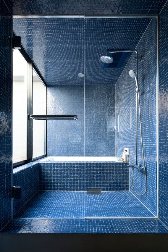 blue_mosaic_bathroom_tiles_6