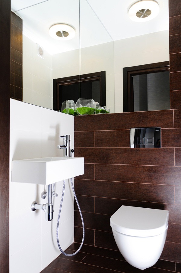 chocolate_brown_bathroom_tiles_38