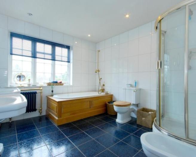 35 cobalt blue  bathroom  floor  tiles  ideas  and pictures 2019