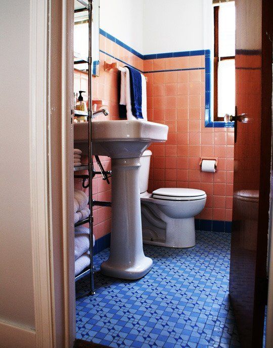 cobalt_blue_bathroom_floor_tiles_9