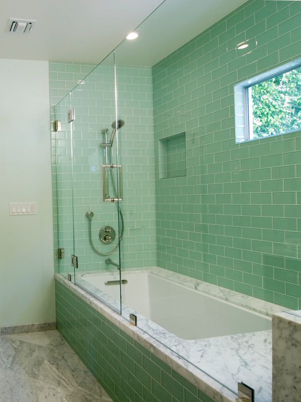 green_glass_bathroom_tile_35