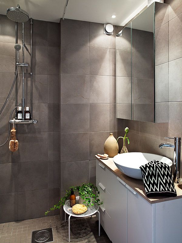 grey_brown_bathroom_tiles_31