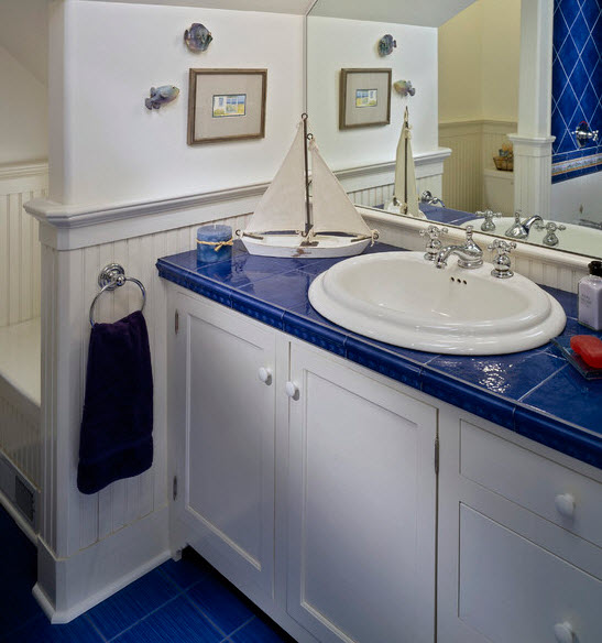 large_blue_bathroom_tiles_12