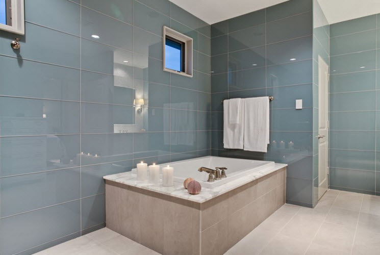large_blue_bathroom_tiles_25