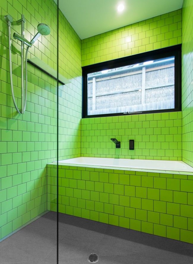 lime_green_bathroom_tiles_3