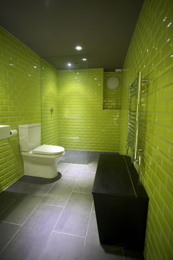 lime_green_bathroom_tiles_32