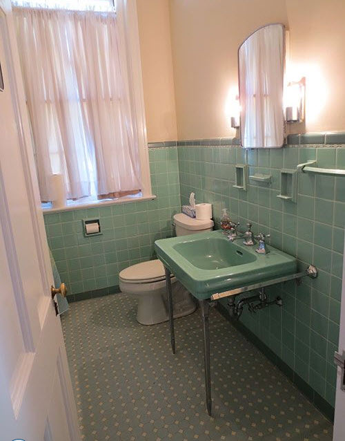 mint_green_bathroom_tile_2