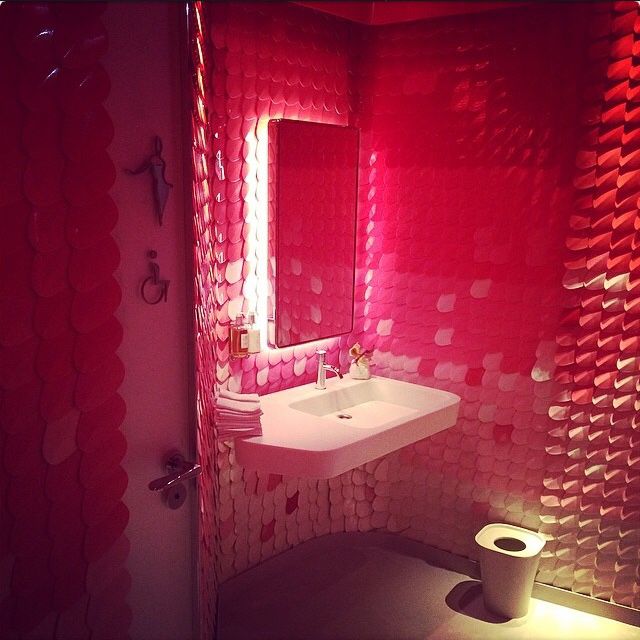 pink_bathroom_wall_tiles_13