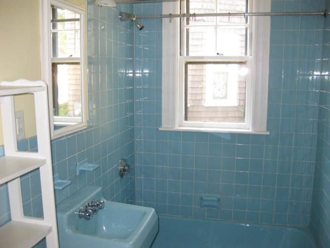 retro_blue_bathroom_tile_23