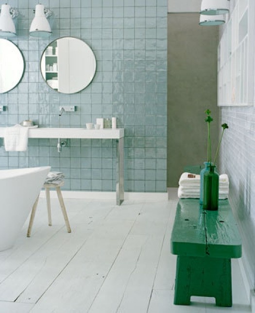 retro_blue_bathroom_tile_34