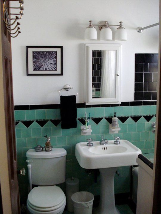 retro_green_bathroom_tile_16