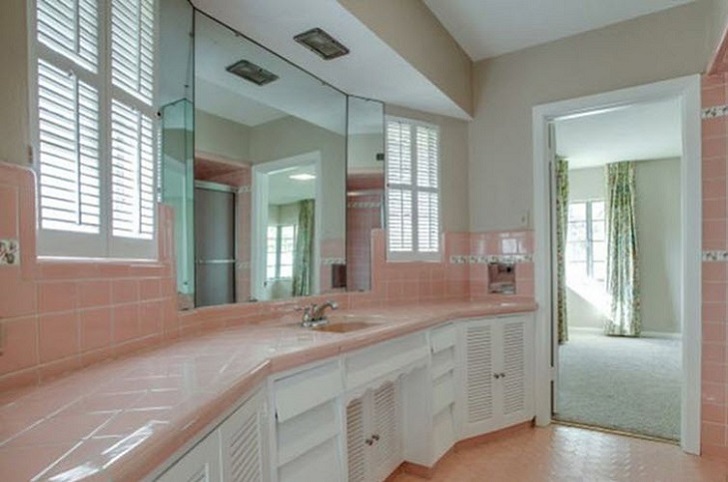 retro_pink_bathroom_tile_20