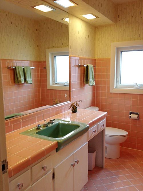 retro_pink_bathroom_tile_31