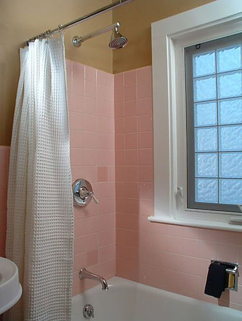 retro_pink_bathroom_tile_33