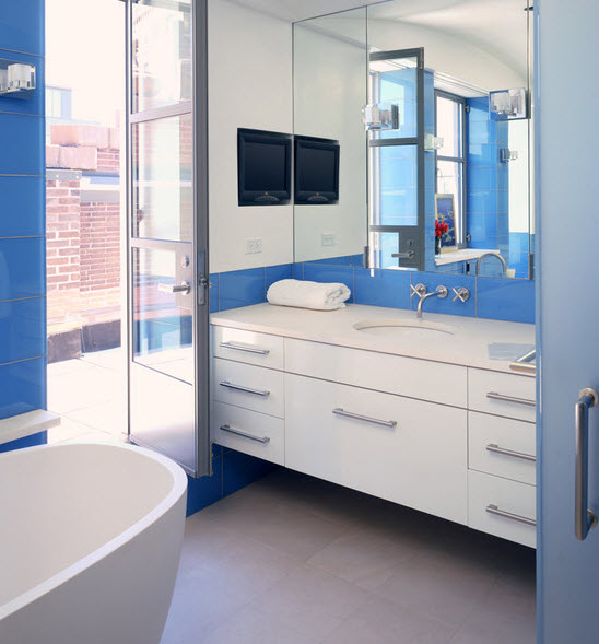 royal_blue_bathroom_tiles_27