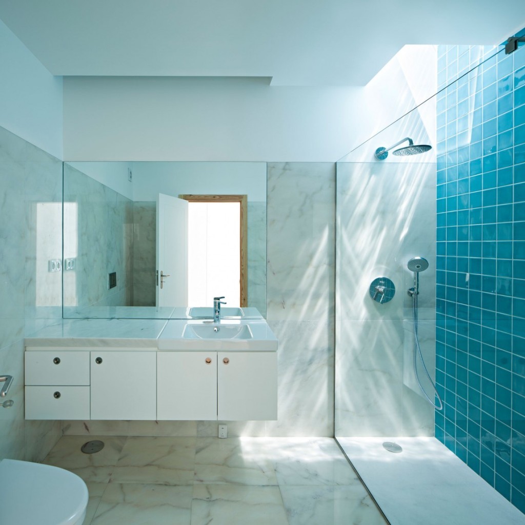 bathroom-bathroom-with-blue-tile-great-and-comforting-blue-is-a-all-natural-fit-for-the-bathroom