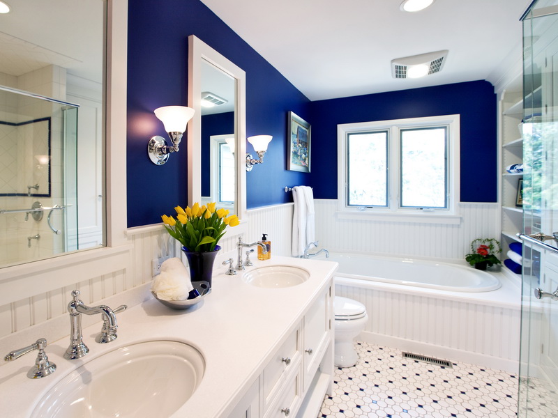 Beautiful-White-Blue-Nautical-Bathroom-Decorating-Ideas