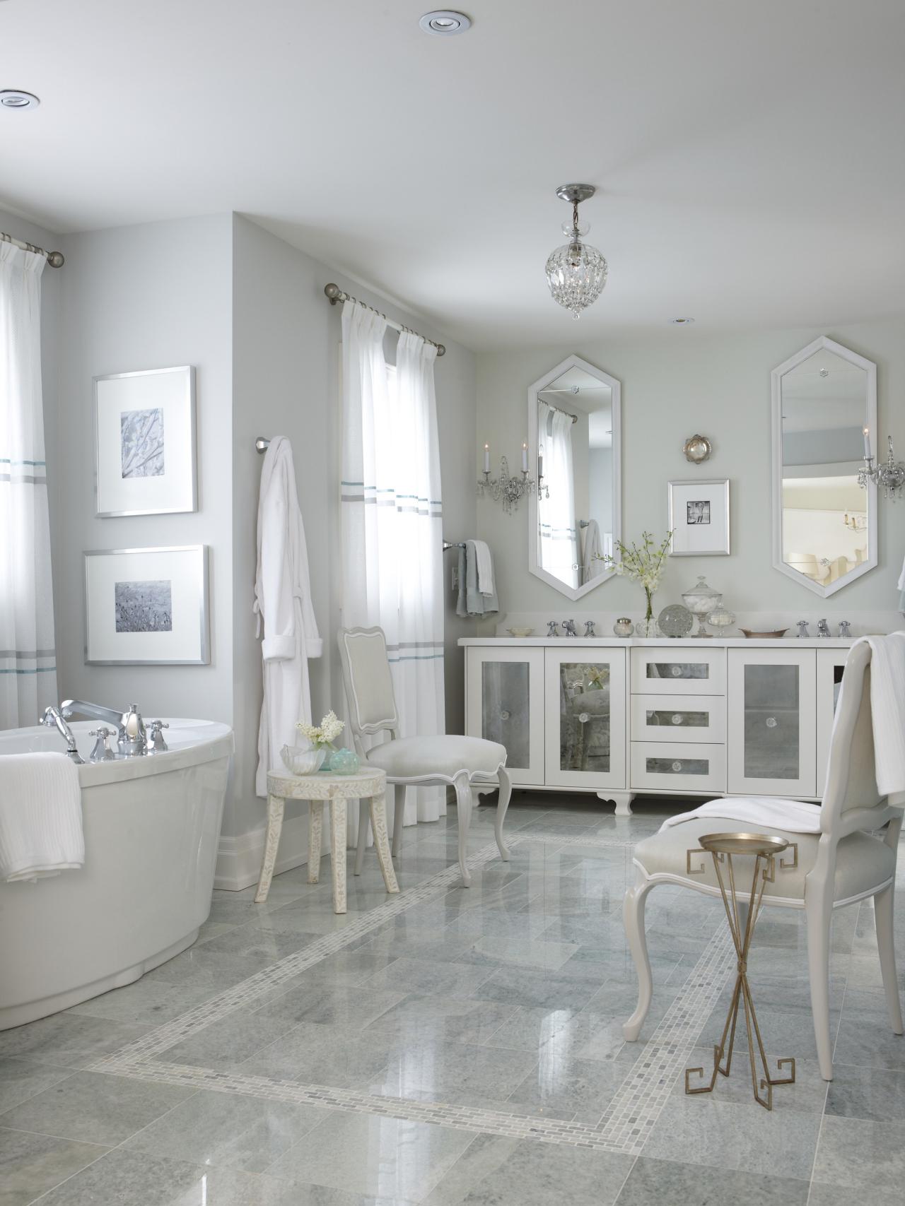 FLSRA411L_Master-Bathroom-Wide_s3x4.jpg.rend.hgtvcom.1280.1707