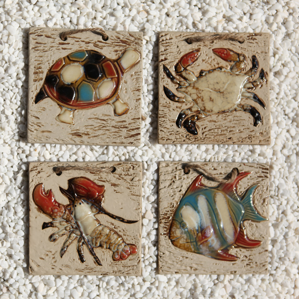 Mediterranean-decorative-ceramic-wall-tile-piece-of-marine-fish-paintings-crab-waist