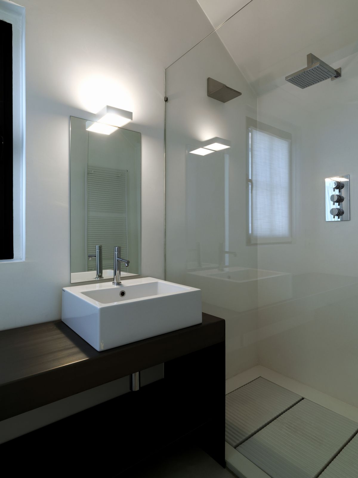 Modern-bathroom-design-170