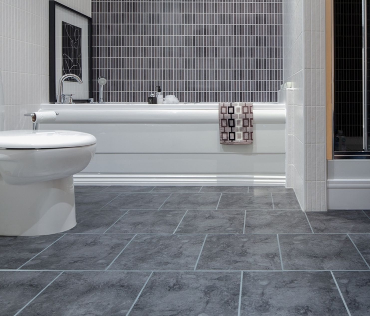 bathroom-floor-tile-inside-natural-stone-tile-floor-in-gray-bathroom-819-latest-decoration