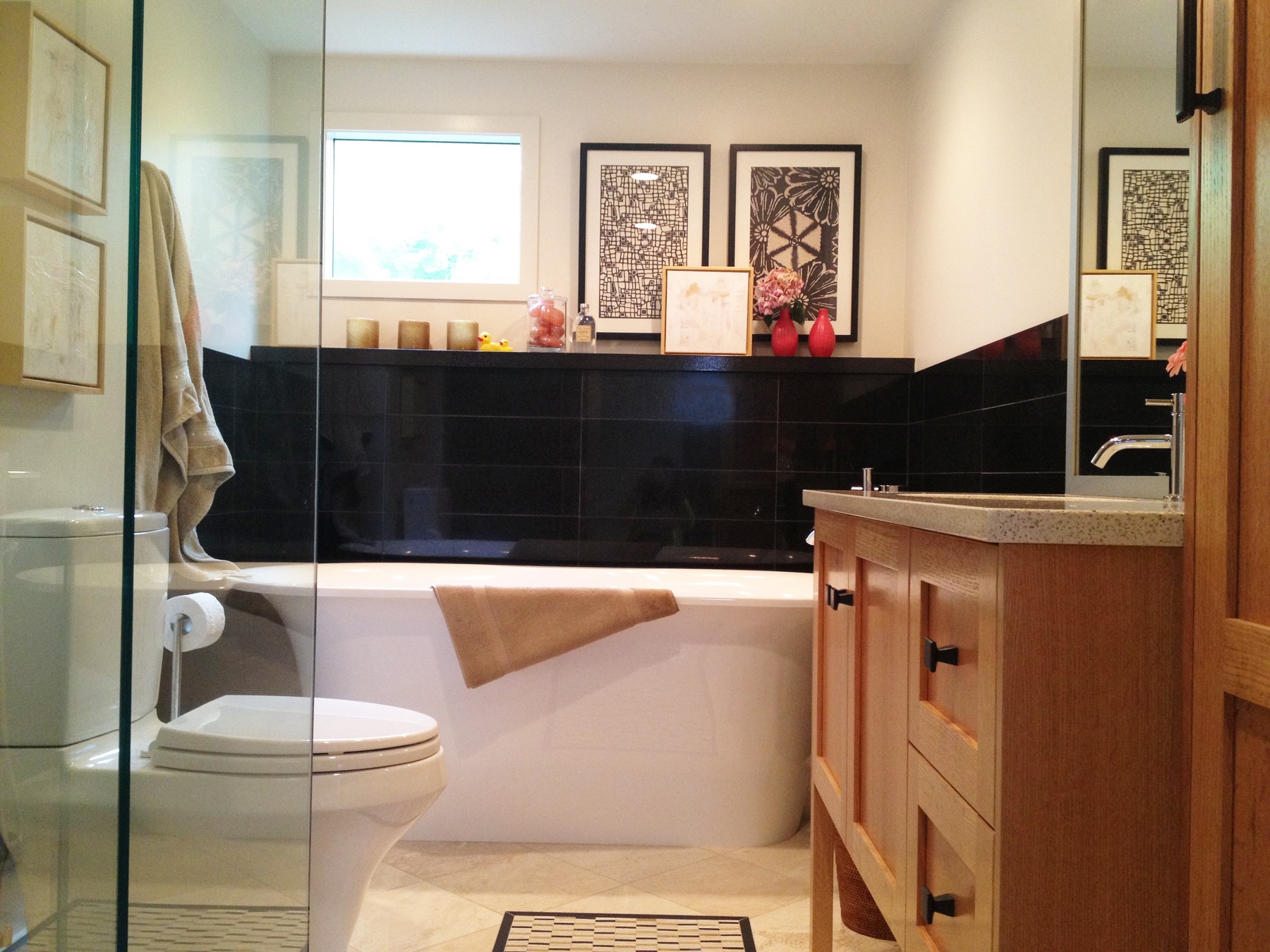 bathroom-oval-white-bathtub-with-white-toilet-bowl-and-brown-wooden-vanity-having-marble-top-on-ceramics-flooring-interesting-vintage-small-bathroom-ideas-brings-rustic-looks