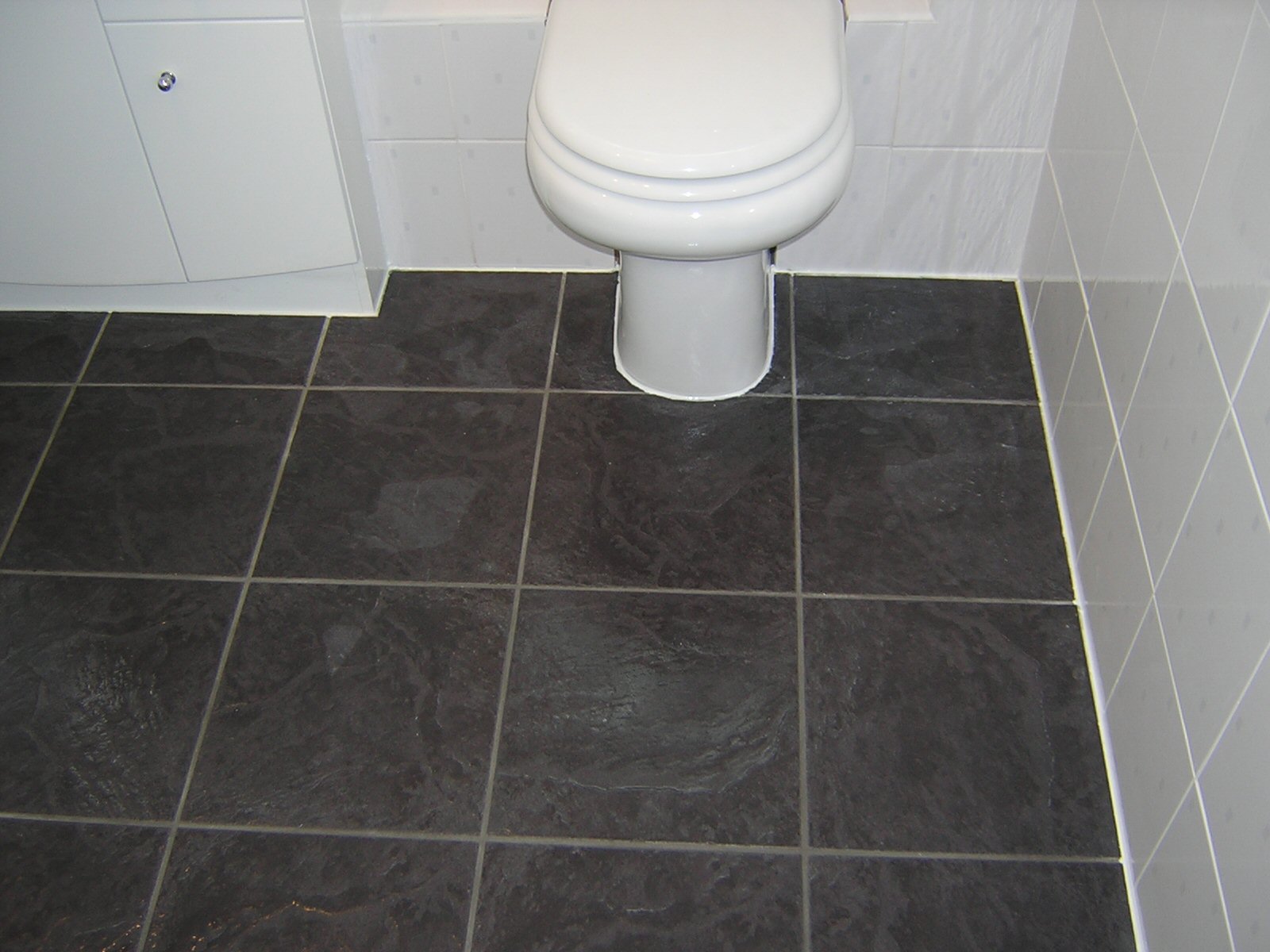 flooring-for-bathrooms-and-vinyl-flooring-bathroom-rubber-flooring-uk-nice