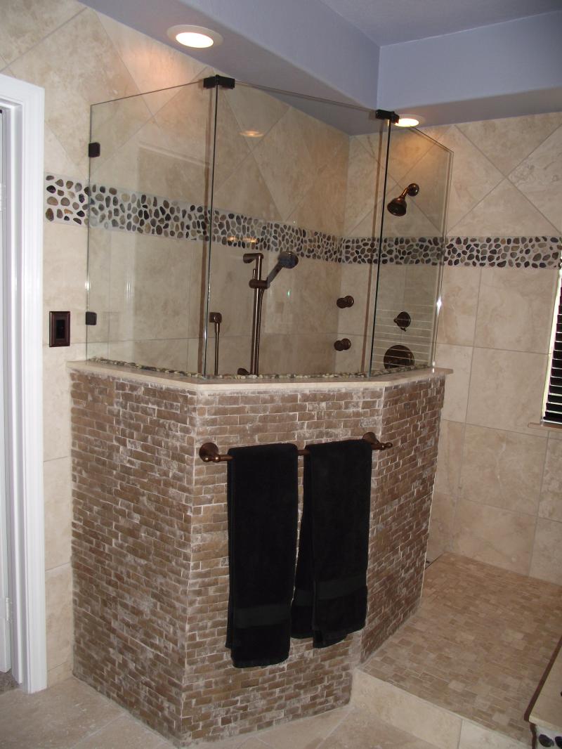 ground-natural-color-scheme-bathroom-idea-quartz-tiles-with-square-repeat-and-diagonal-installation-combo-decorative-stone-wall-trim-accent-idea-small-stone-tiles-wall-trim-mosaic-stone-wall-trim-st