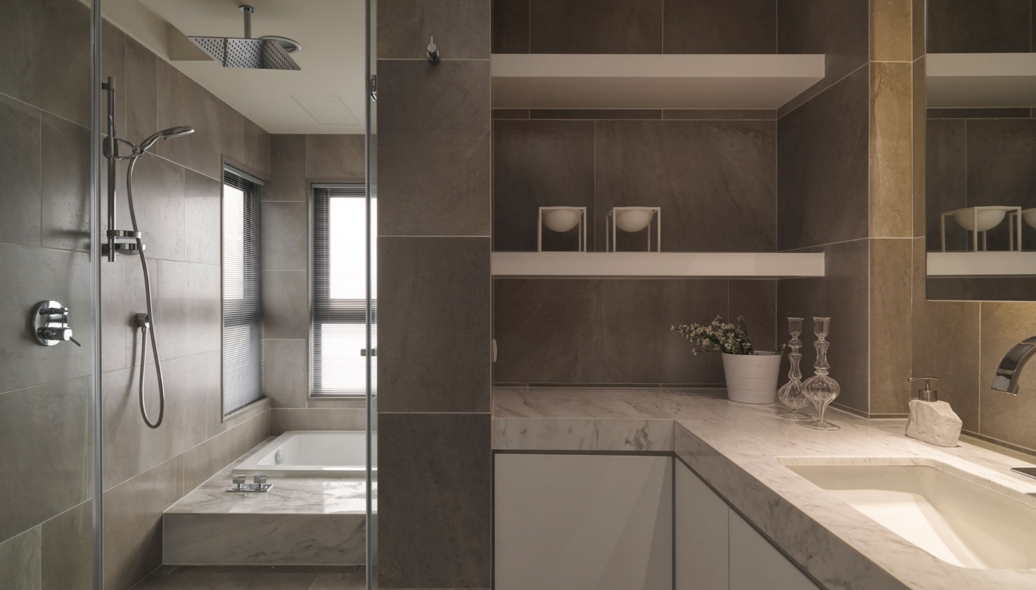 neutral-contemporary-space-bathroom