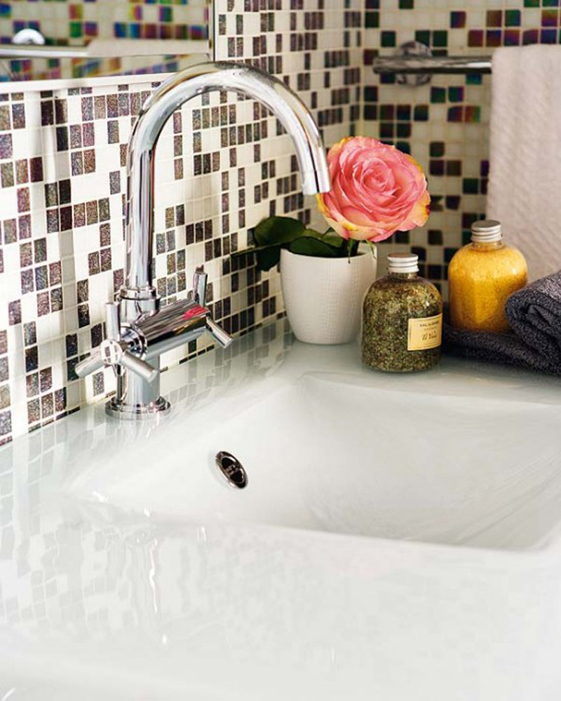 retro-cool-original-yet-bathroom-faucet-design