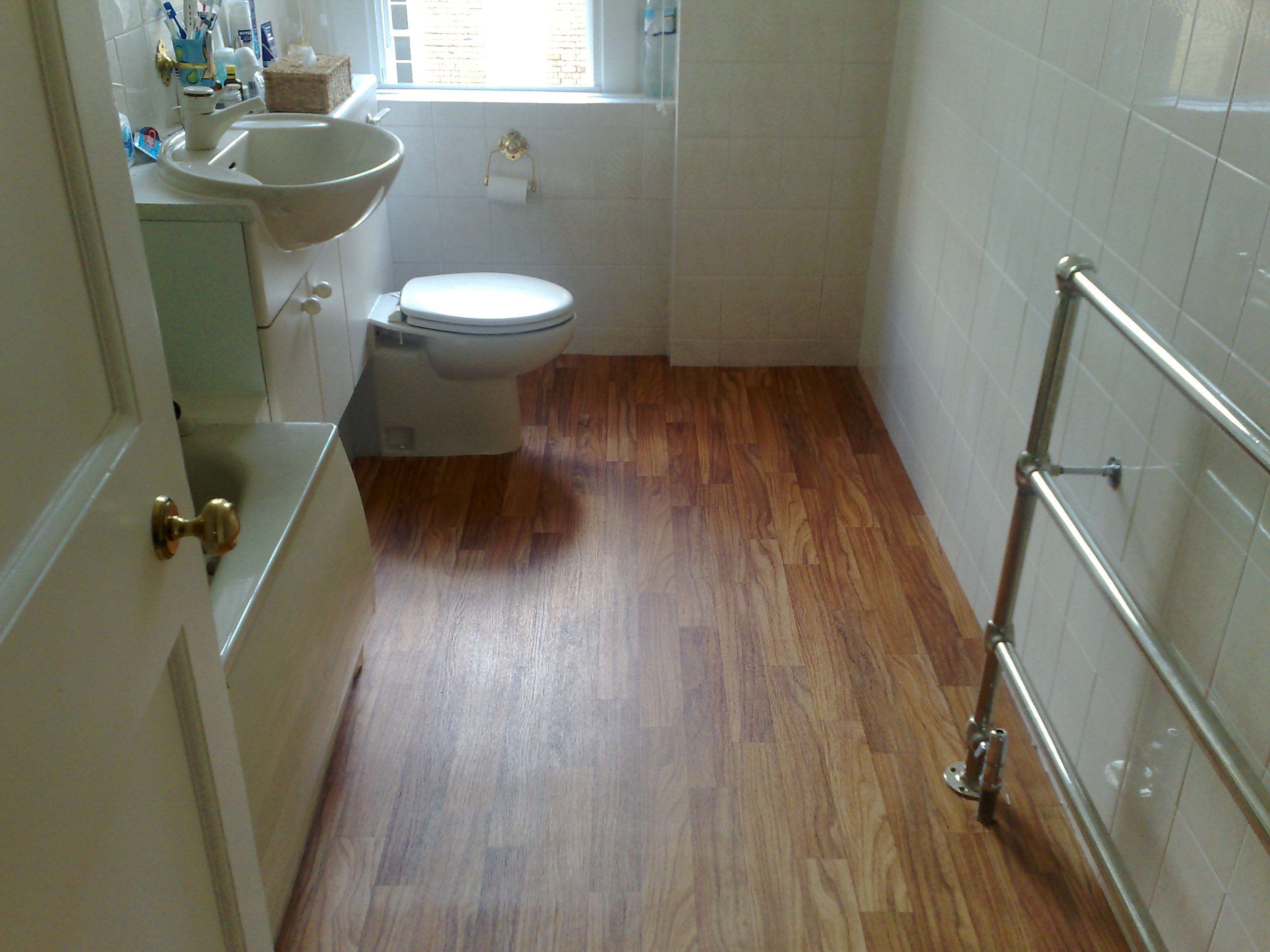 tile-floors-bathroom