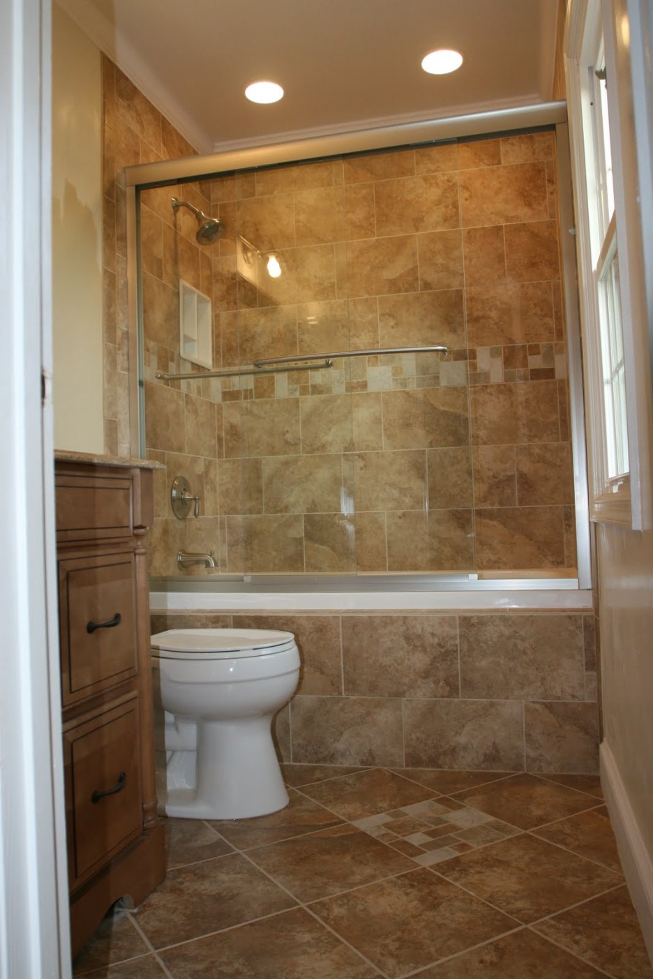 traditional-bathroom-tile-design-ideas