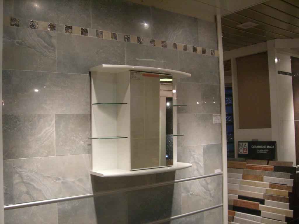 Campani-Classic-Porcelain-Bathroom-Marble-Tile