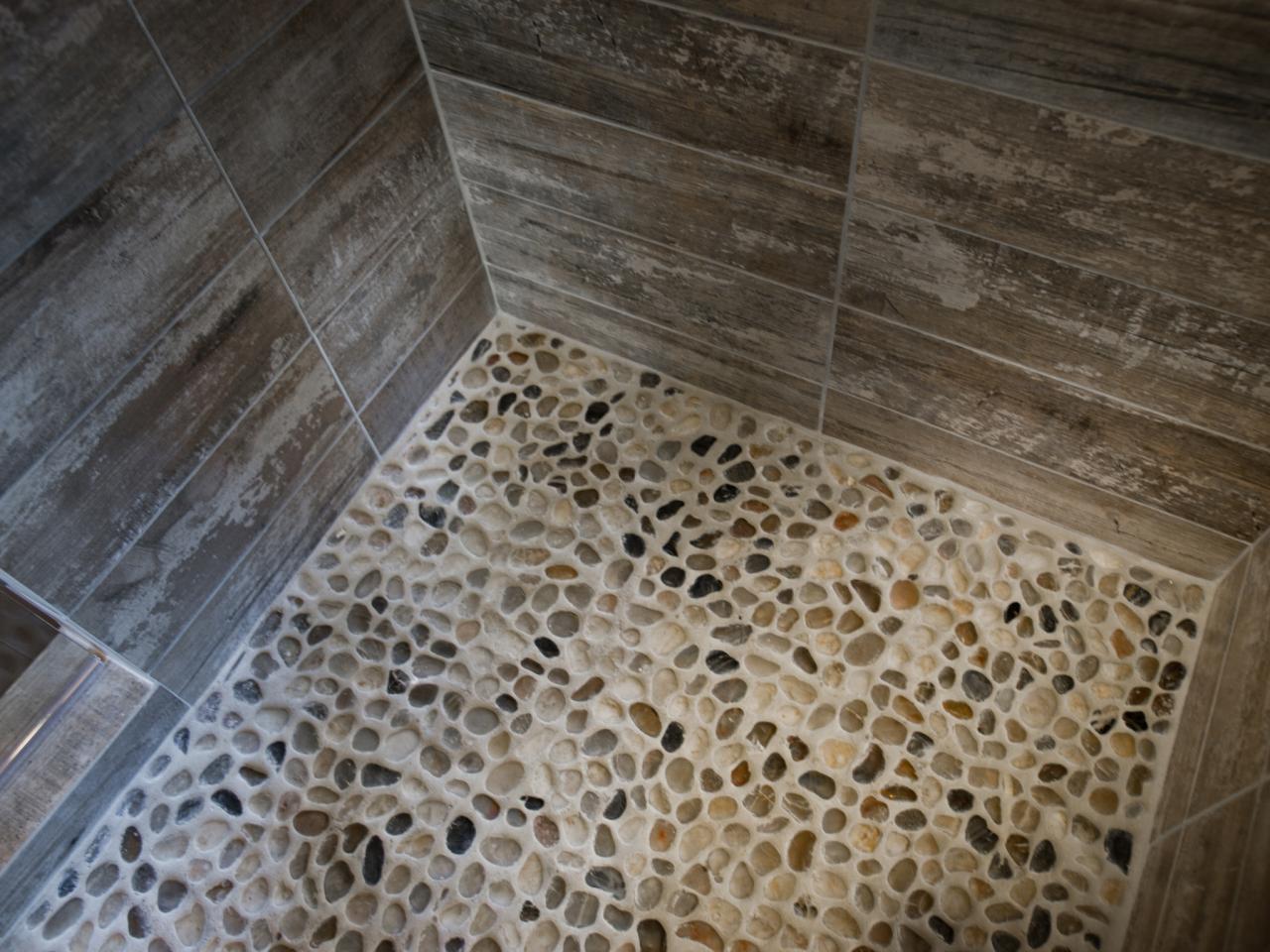 DH2014_artistic-34-EPP0662-Detail-tile-shower-floor_h.jpg.rend.hgtvcom.1280.960