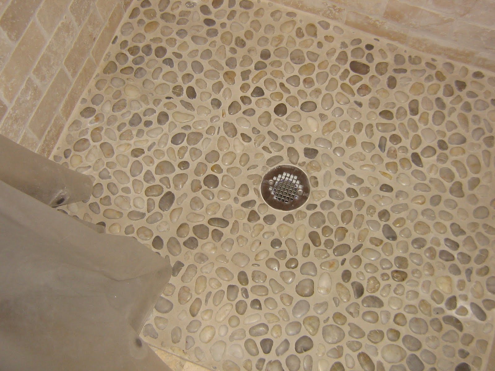 Pebble-Stone-Shower-Floor-Style